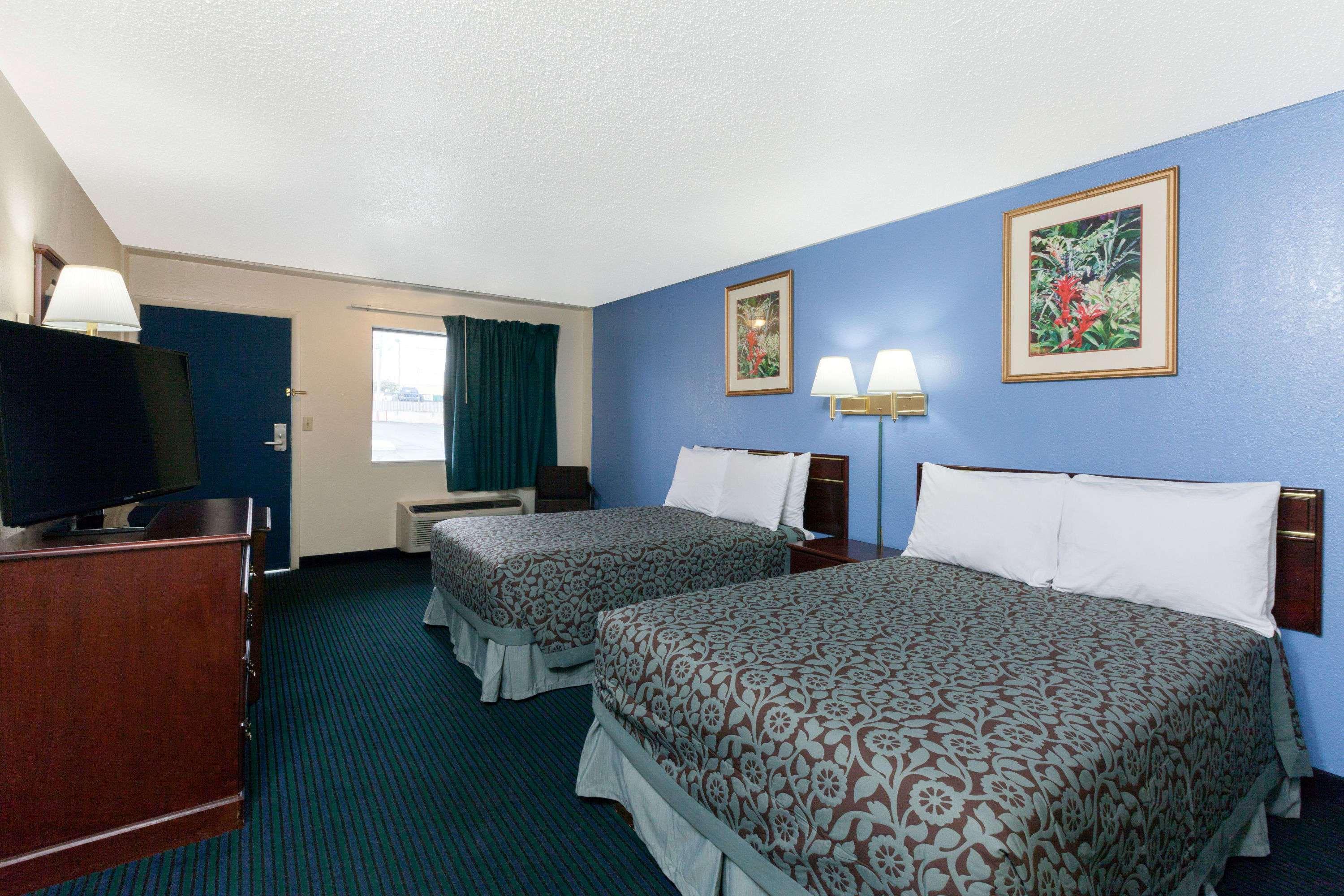 Days Inn By Wyndham Oklahoma City Fairground Exterior foto